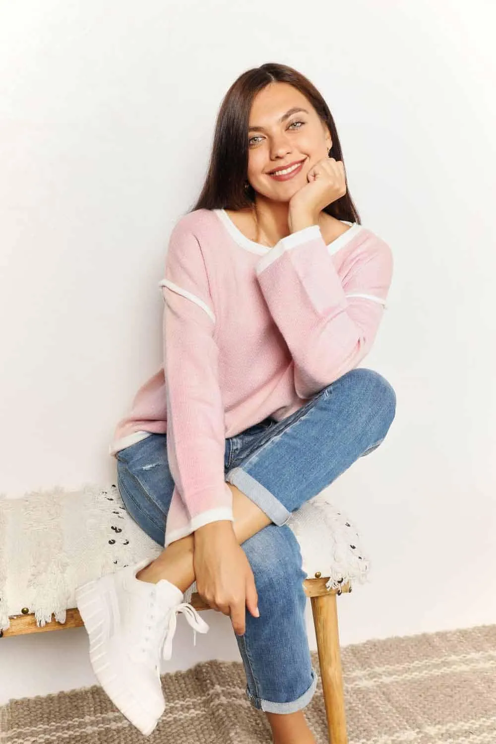 Chic Minimalist Blush Pink Long Sleeve Knit Top