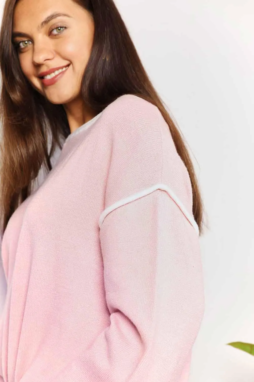 Chic Minimalist Blush Pink Long Sleeve Knit Top