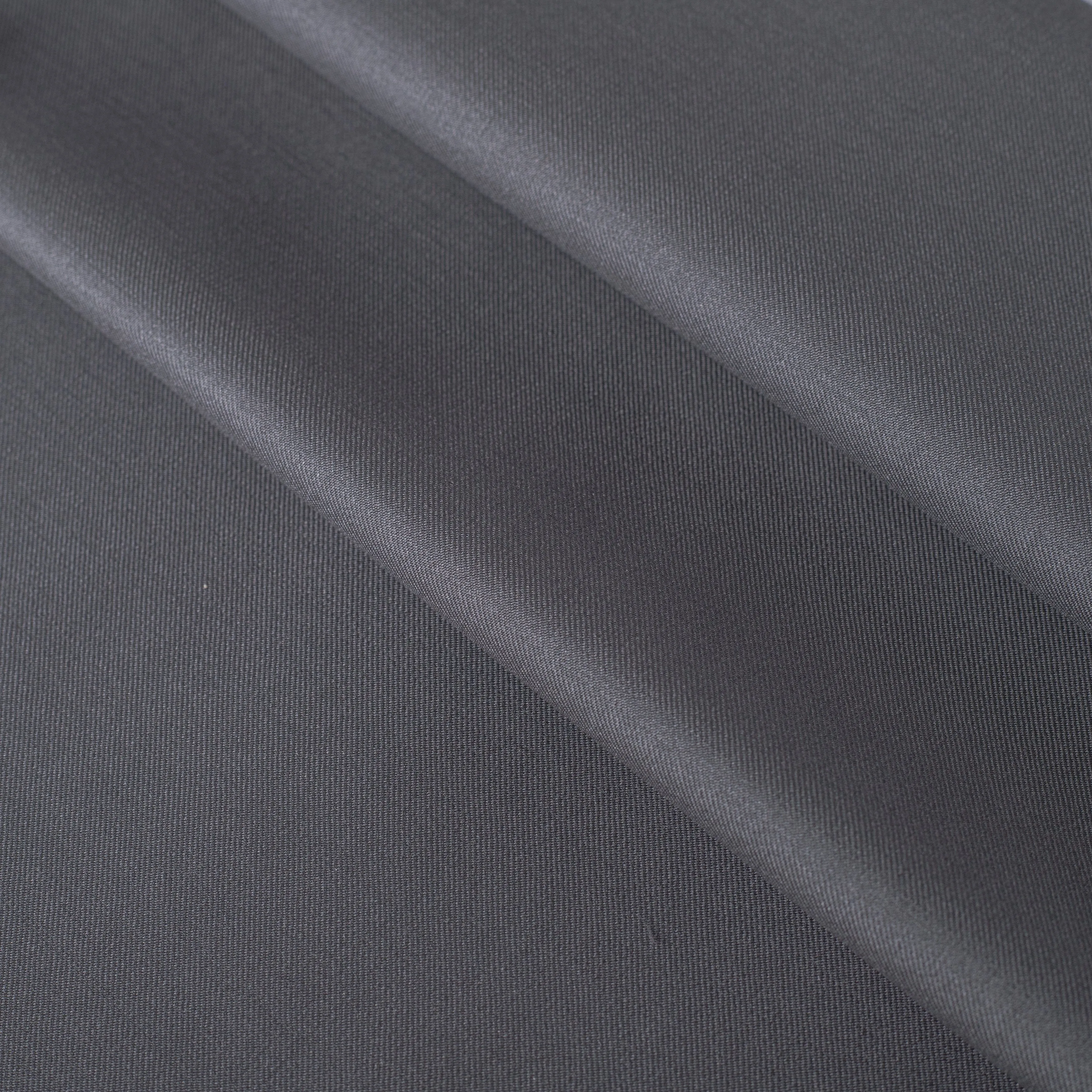 Italian Suiting Plain Grey S110