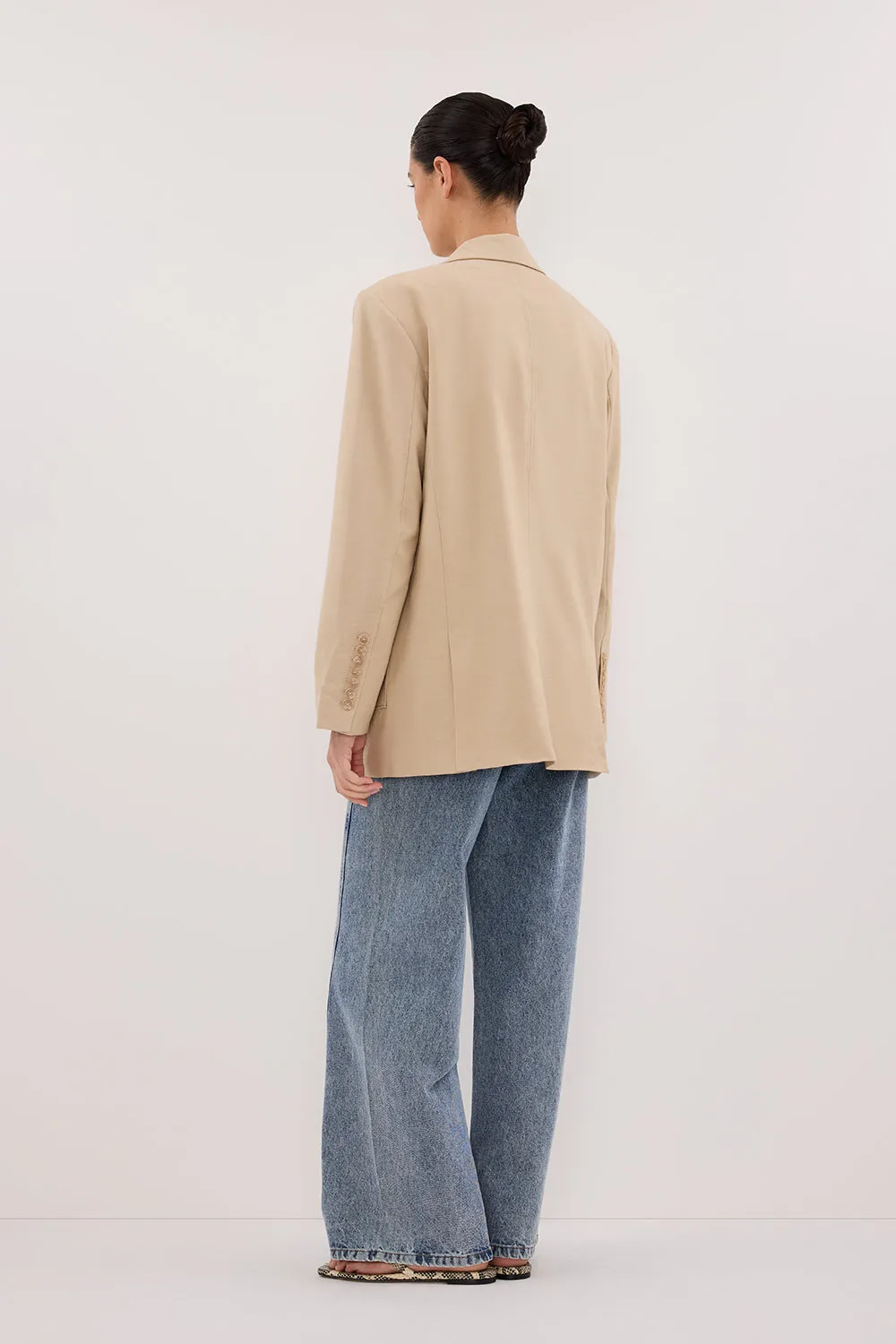 LOUIE NATURAL PATCH POCKET BLAZER