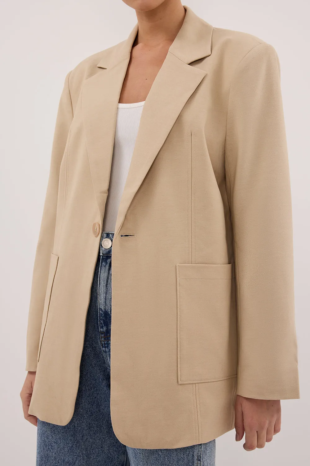 LOUIE NATURAL PATCH POCKET BLAZER