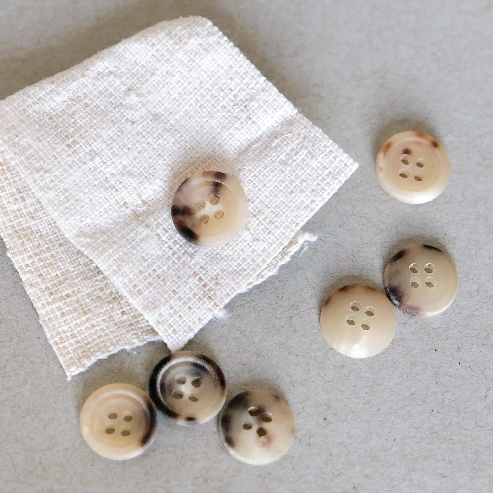 Matte Sand Horn Buttons - 14mm