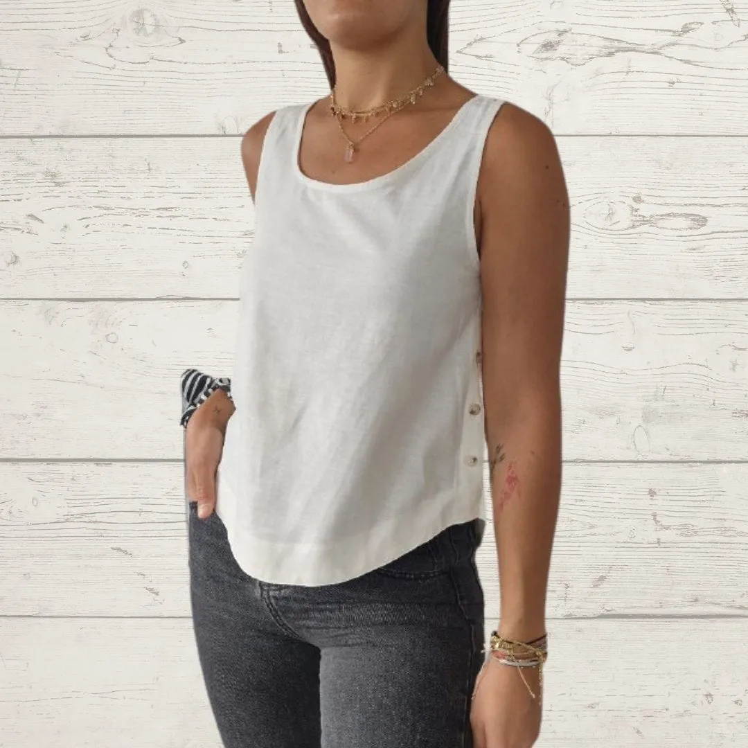 Sleeveless Blouse with Buttons on The Sides