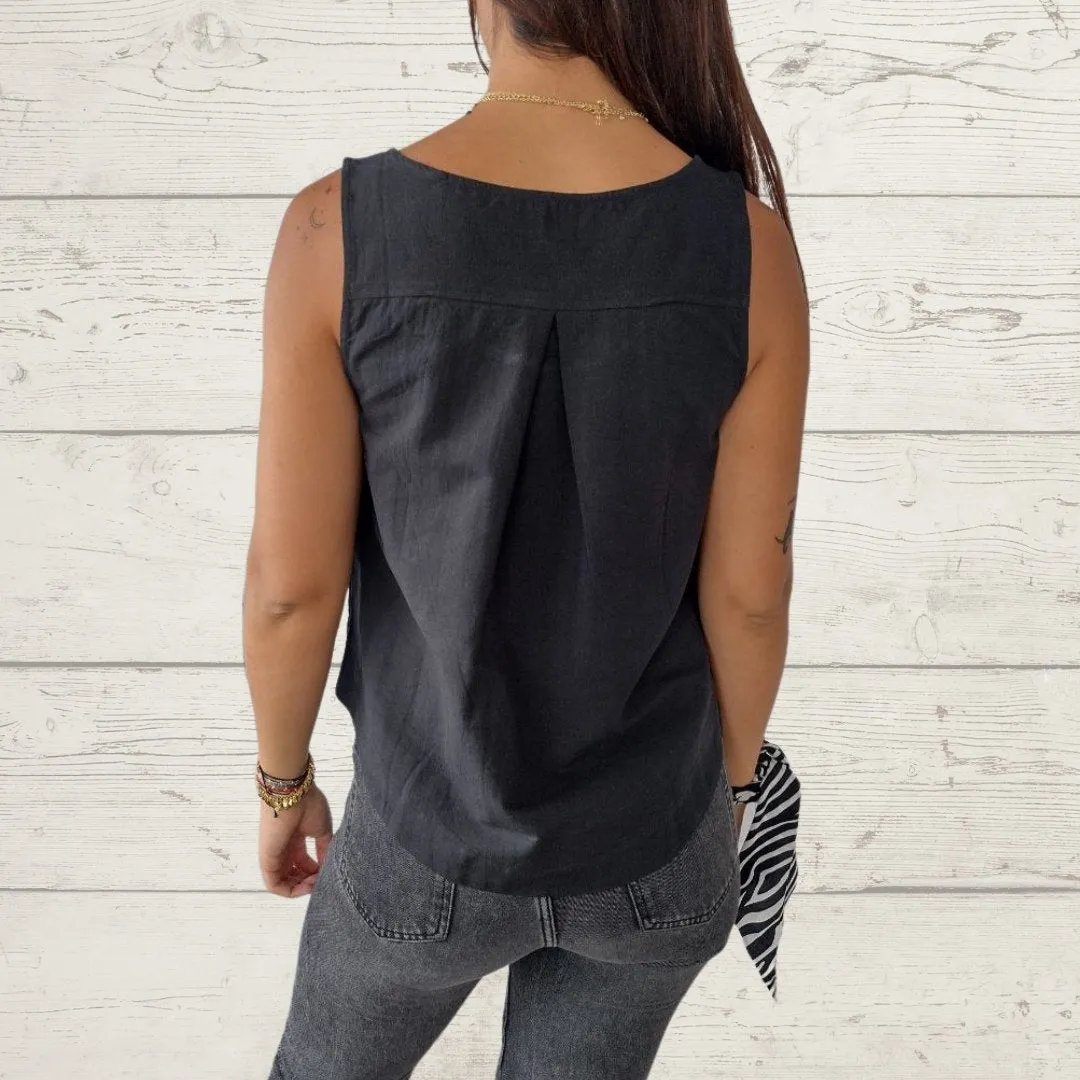 Sleeveless Blouse with Buttons on The Sides