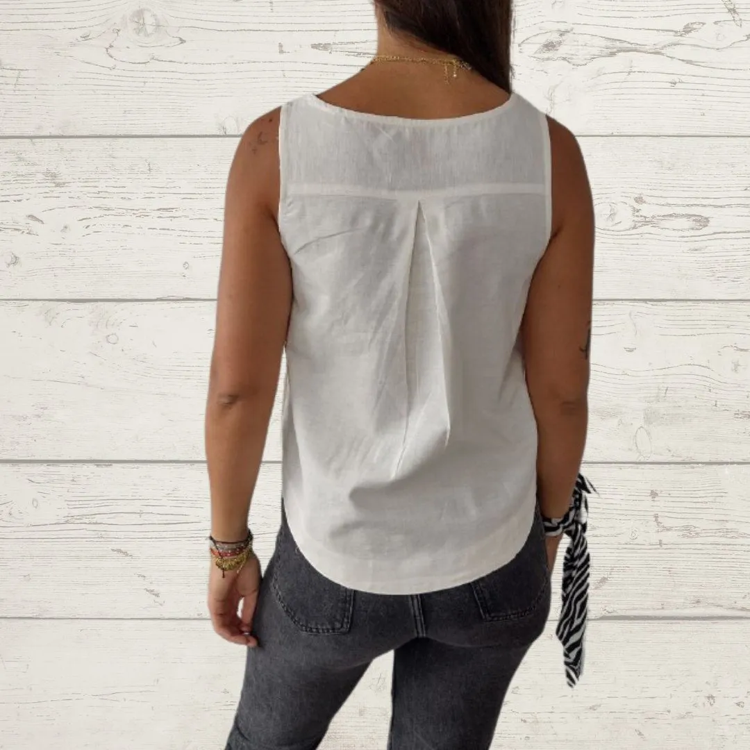 Sleeveless Blouse with Buttons on The Sides