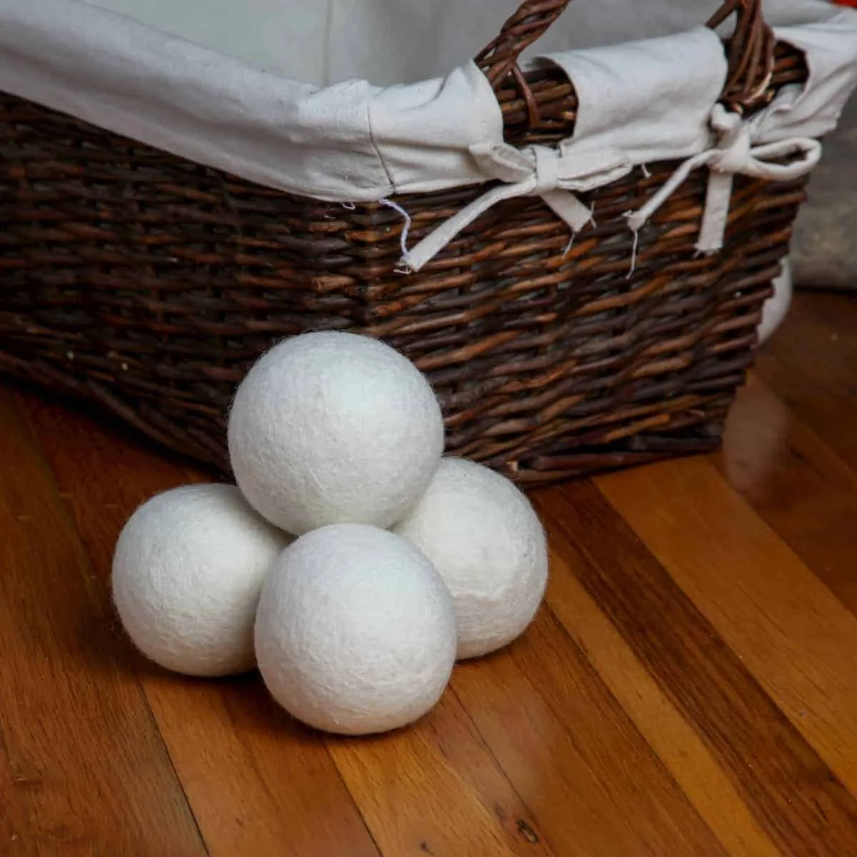 Tru Earth Reusable Wool Dryer Balls - 4 Pack