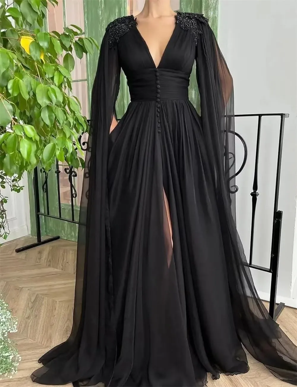 Tulle Wedding Dreses Long Sleeve Ball Gowns with Cape Lace Applique Slit Fomal Evening Gowns with Pockets